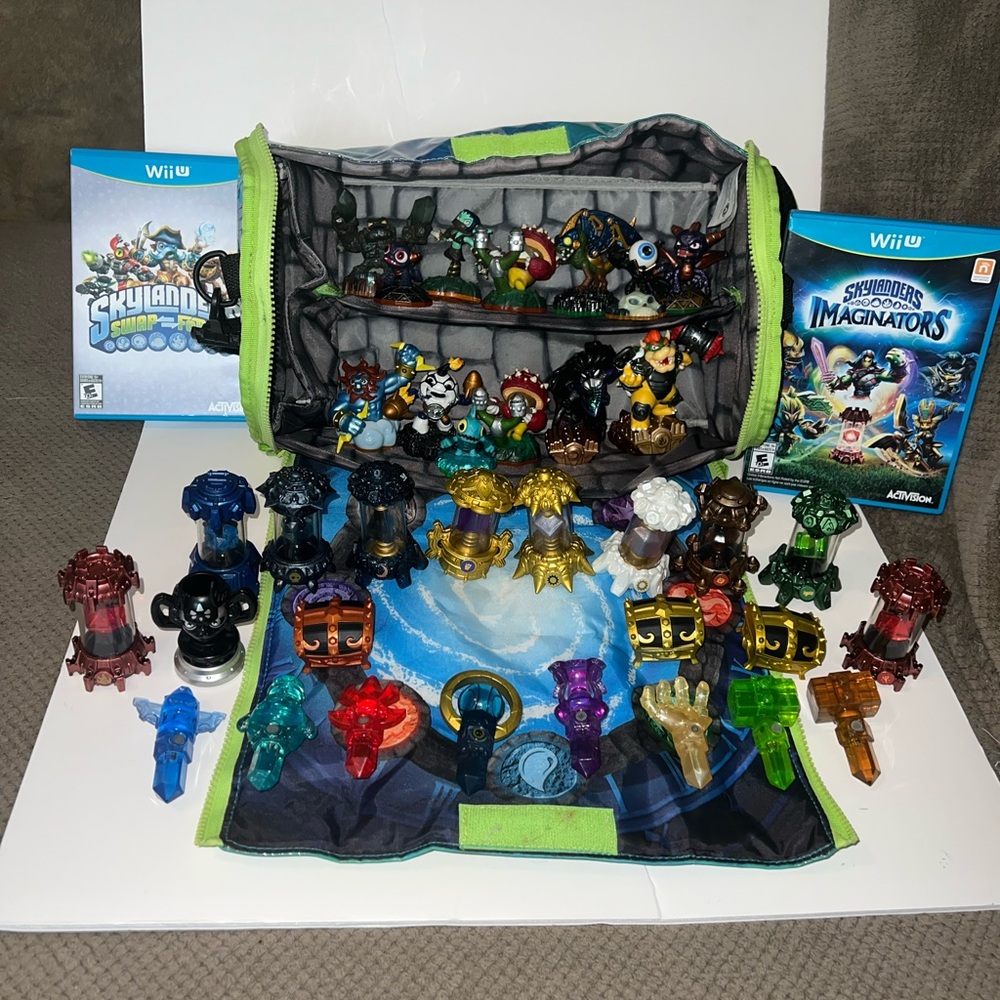 Skylanders Figures, Crystals, Traps, and Games Lot.